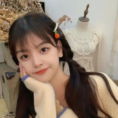 甜蜜寂寞女孩